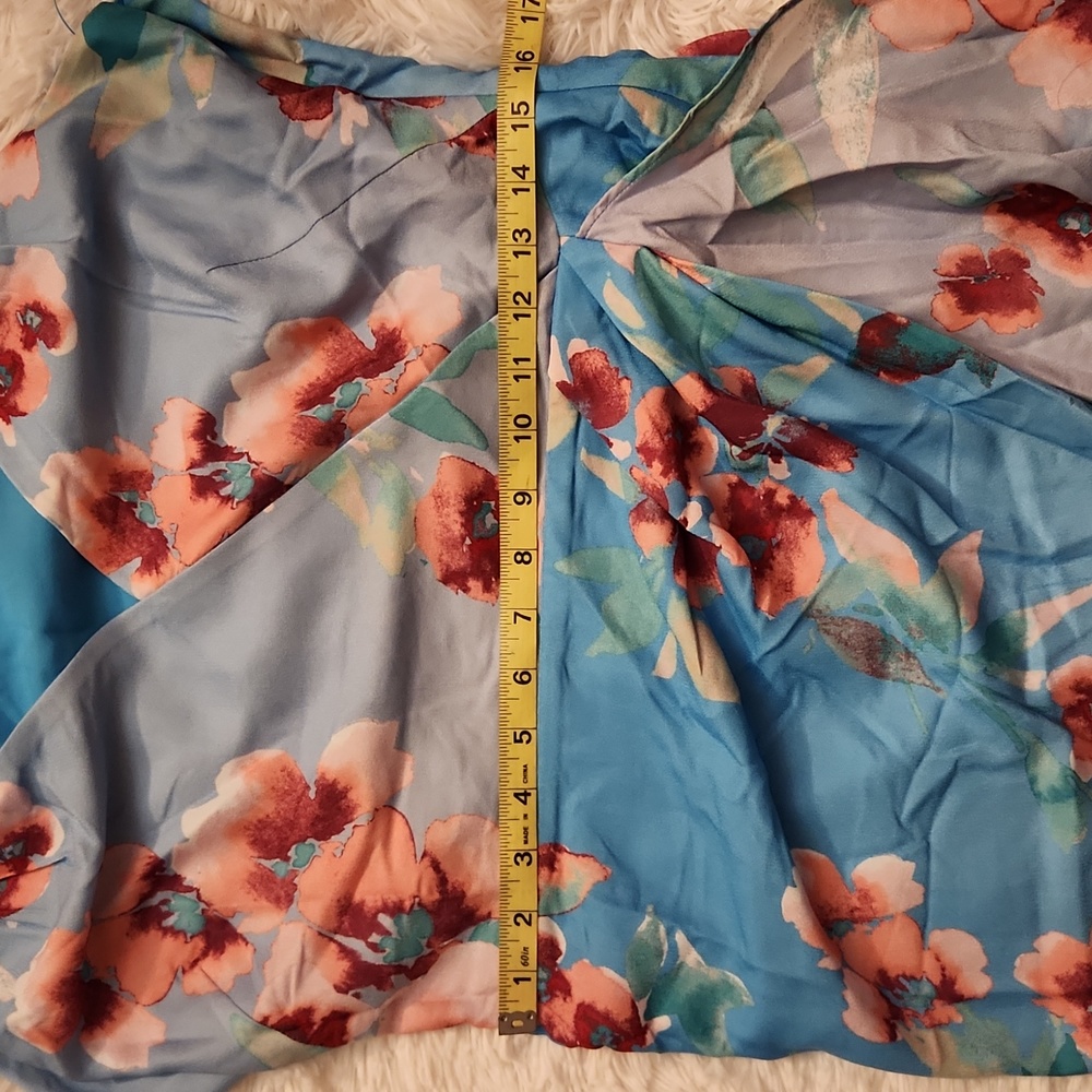 Adelyn Rae Maisey Midi Floral Dress - Picture 10 of 12